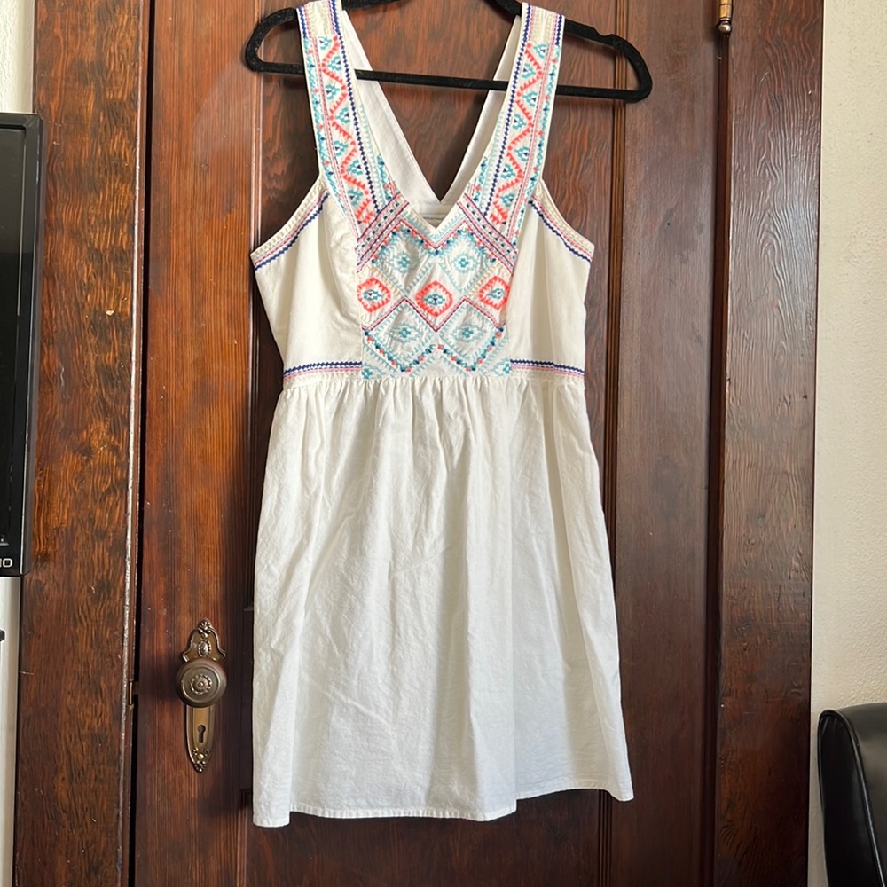 American Eagle Outfitters White Mini Dress with Colorful Embroidery